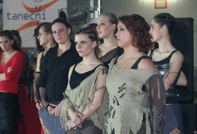 img00004.jpg