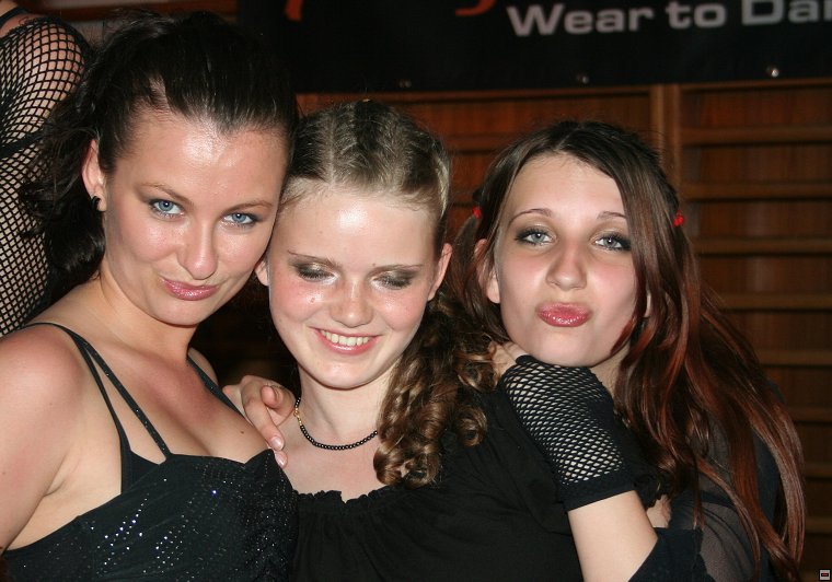 img00018.jpg